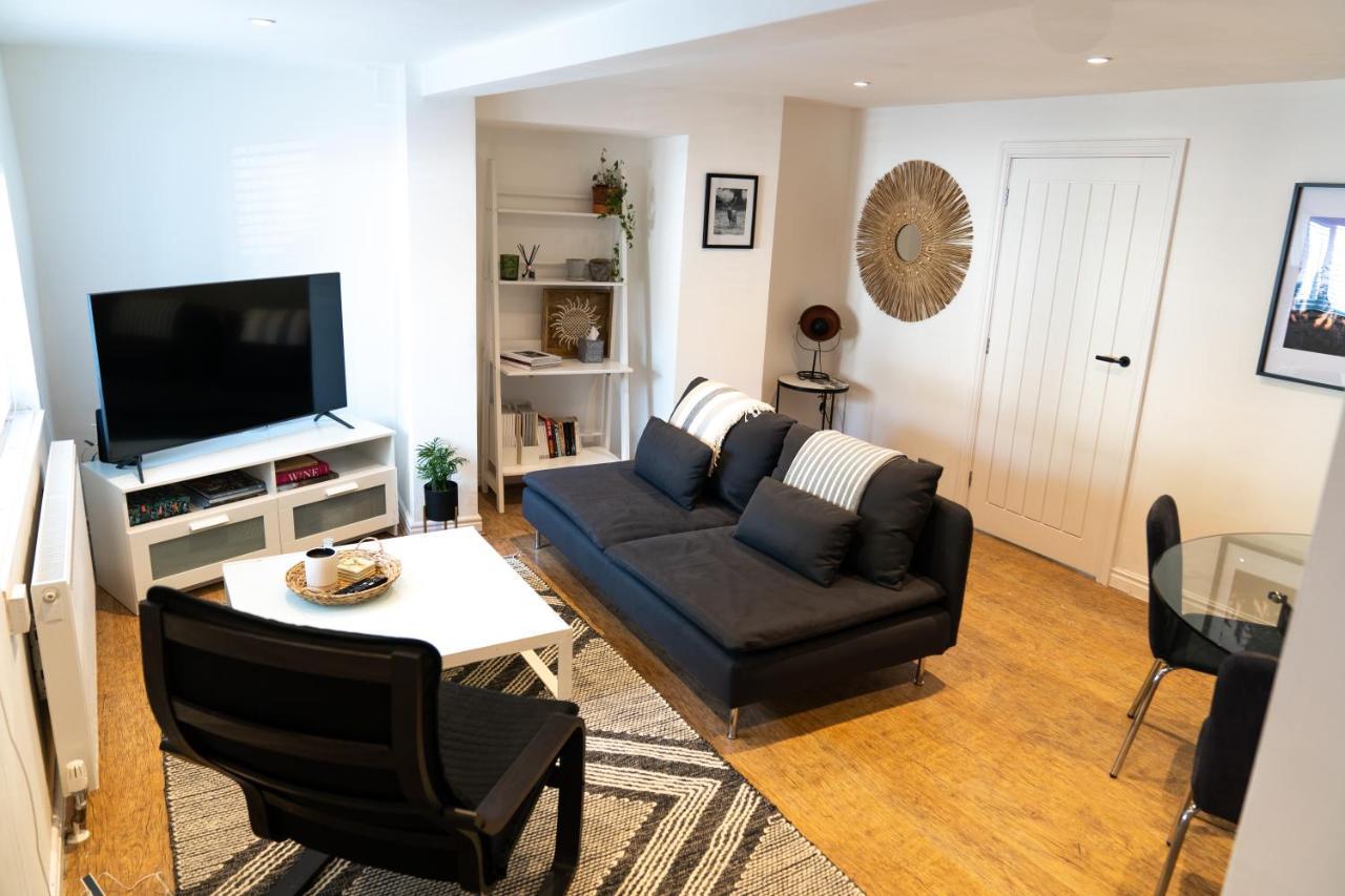 Bower Apartment ハロゲート エクステリア 写真